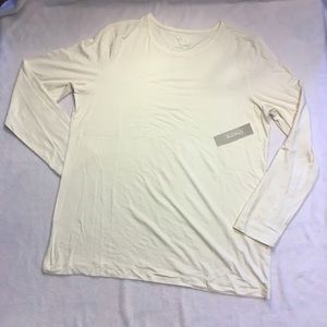 NWT womems chiccos top 2